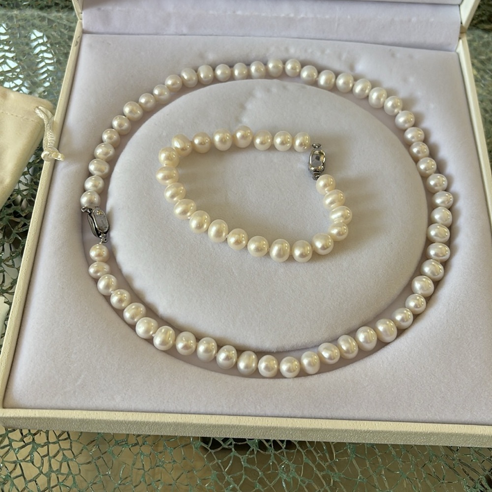 VIKI LYNN Freshwater Pearl Set